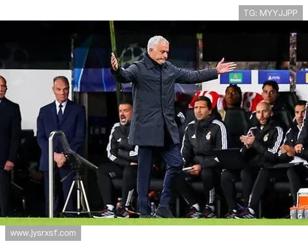 纽卡斯尔联3比0大胜本菲卡 巴恩斯梅开二度戈登贡献助攻 纽卡斯尔联3比0大胜本菲卡 巴恩斯梅开二度戈登贡献助攻